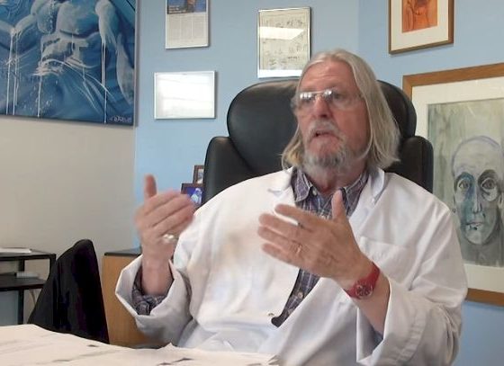 Coronavirus : Didier Raoult n'exclut pas une deuxième vague l'hiver prochain